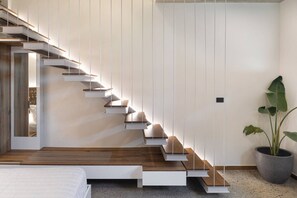 3 Schlafzimmer, Schreibtisch, Bügeleisen/Bügelbrett, Reisekinderbett