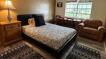 1 bedroom, iron/ironing board, bed sheets