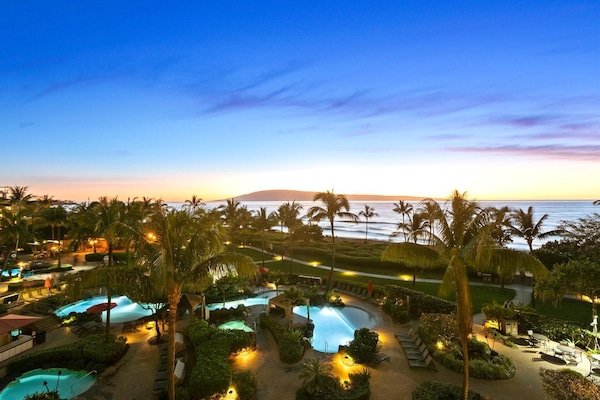 Condo (3 Bedrooms HKK-451) | View from room