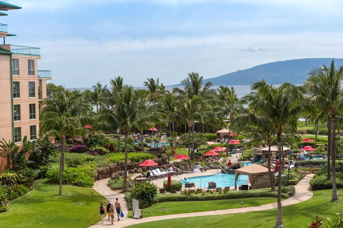 Condo (2 Bedrooms) | Front of property