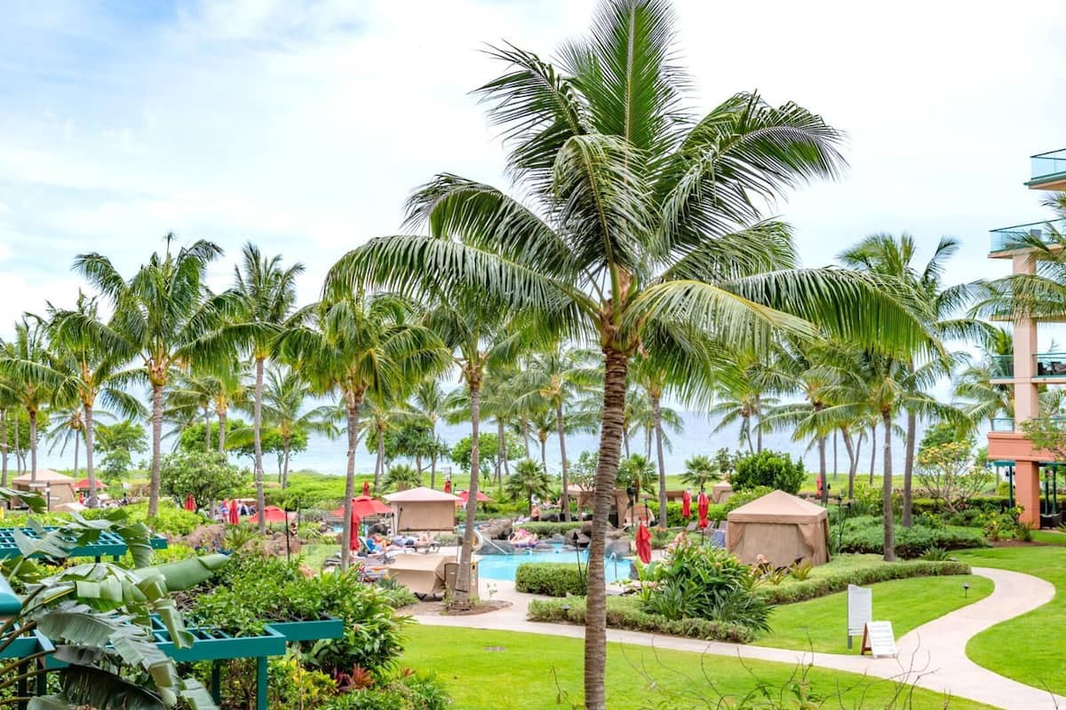 Condo (2 Bedrooms) | Front of property