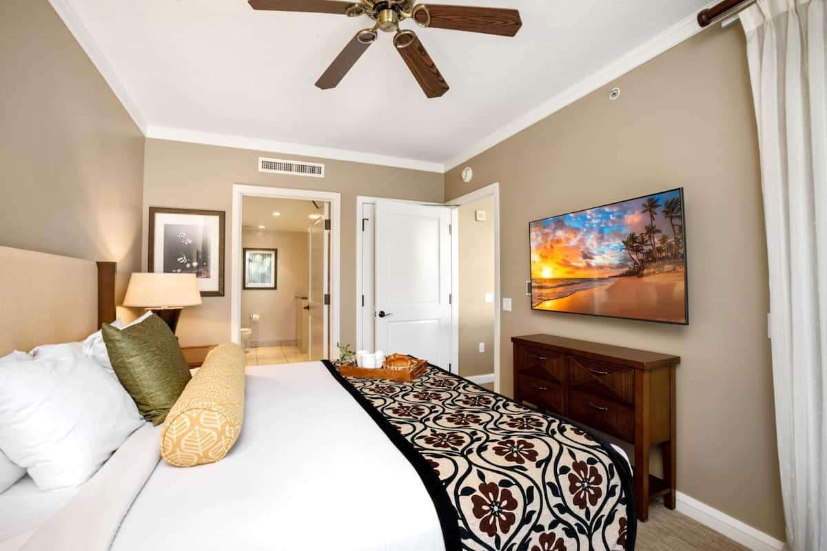วิลล่า, 1 ห้องนอน (Mountain View, Sleeps 4 (HKK-236)) | 2 ห้องนอน, เตารีด/โต๊ะรีดผ้า, ผ้าปูที่นอน