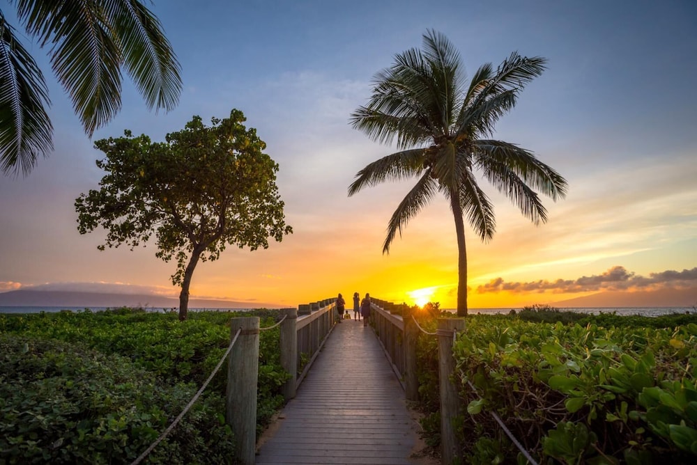 OUTRIGGER Honua Kai Resort & Spa by null