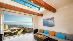 Living area - Veduta Holiday Home Qala (Qala)