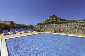 Pool - The Hillock South B12 (Marsalforn)