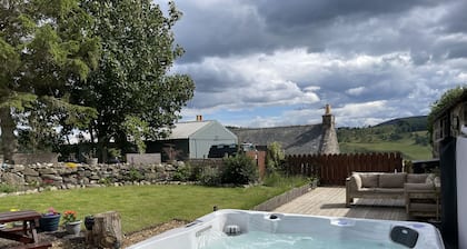 Idyllic rural country escape close to the Cairngorms National Park.