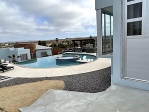 Piscine extérieure