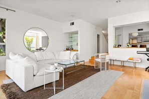 TV connectée, cheminée