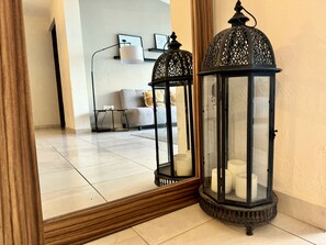 Family Apartment | Living area | 50-inch flat-screen TV with digital channels - Casa Victorias (Guadalajara)