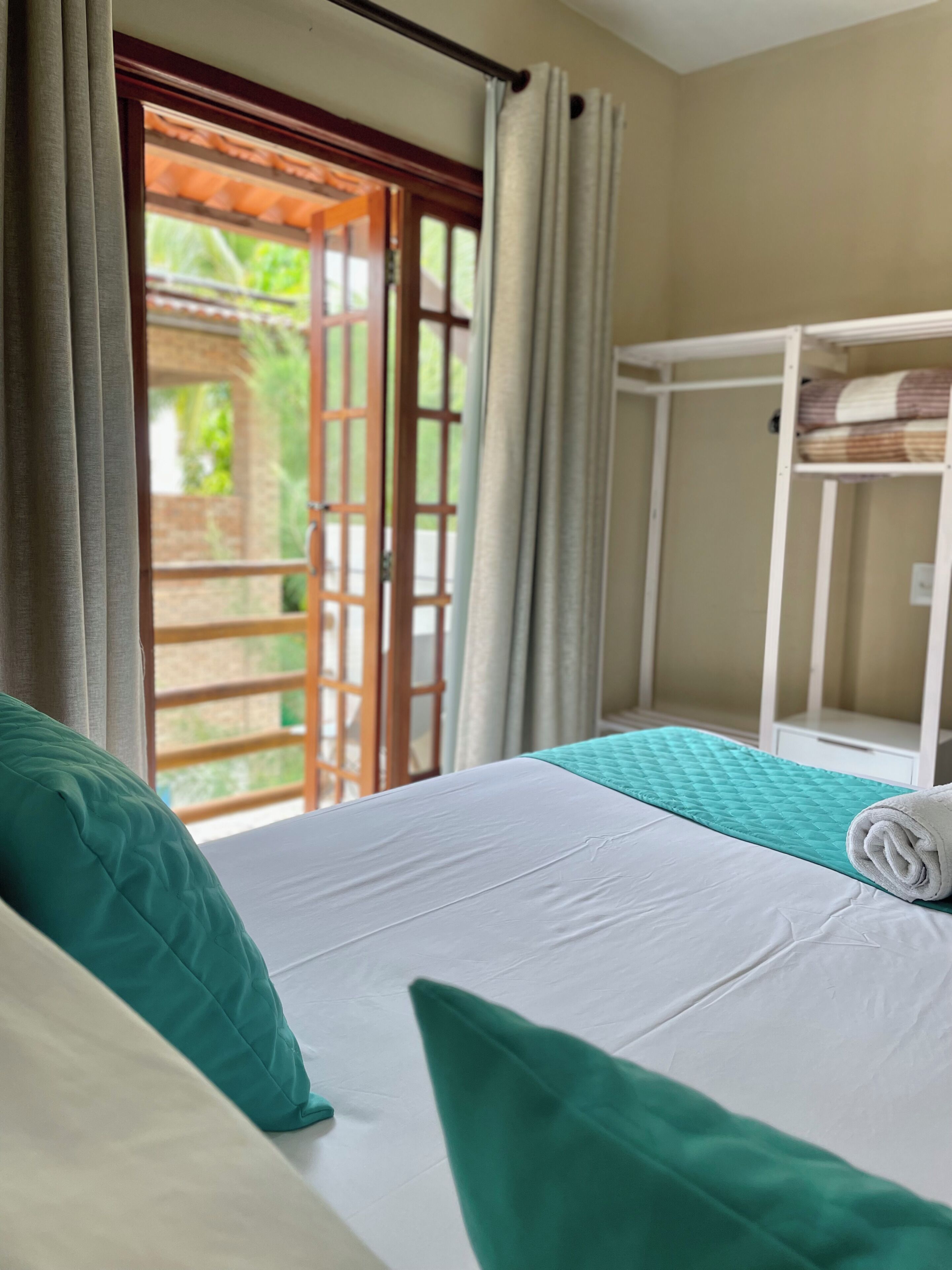 Quarto casal standard, vista para o pátio | Vista para o pátio