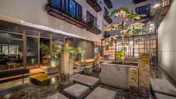 Front of property - Cra. 1 8-20 (Bogotá)