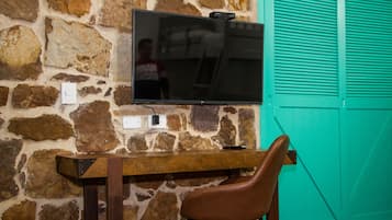 Family Cabin | 1 bedroom, minibar, free WiFi, bed sheets