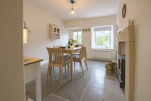 Dining - Penny Pot Cottage, Middleham, Yorkshire Dales (Middleham)