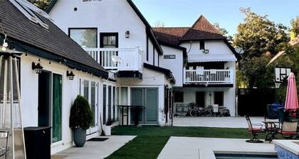 Historic Modern House Pasadena