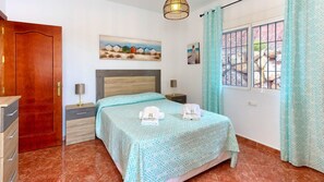 3 Schlafzimmer, Bügeleisen/Bügelbrett, Reisekinderbett, WLAN