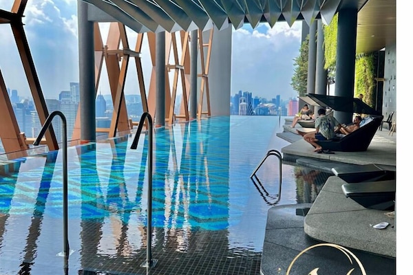 2 outdoor pools, open 6:00 AM to 11:00 PM, free pool cabanas