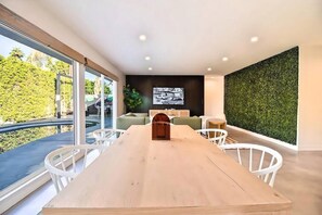 Dining - Casa Palma - Pool & Hot Tub (Palm Springs)