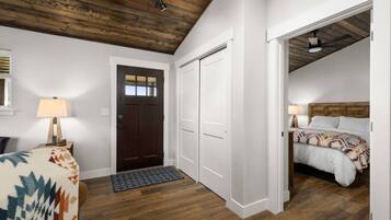 2 habitaciones, tabla de planchar con plancha y wifi gratis