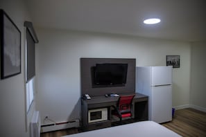 Soundproofing, iron/ironing board, free WiFi, bed sheets