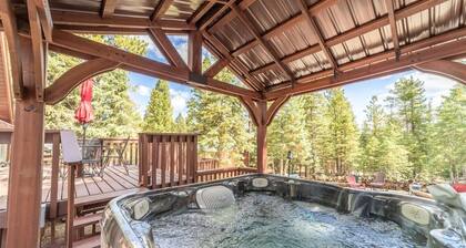 Hot Tub in Beautiful Gazebo, Large Covered Outdoor Dining Area, Playground!