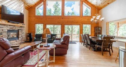 Kenner Retreat! Fire Pit!