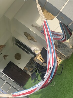 Lobby - Luxurious, Serene, Cosy and 12 mins drive from the airport.
10 mins from beach. (Accra)