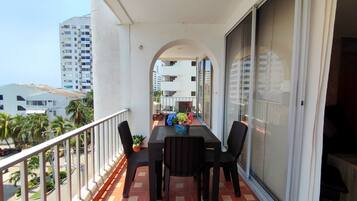 Family Apartment | Balcony