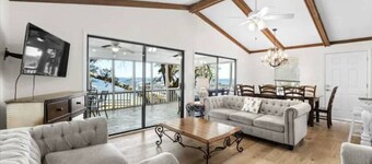 The Rune - Waterfront Home
private beach & boat slip, 3300sq ft, large yard