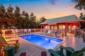 Et oppvarmet basseng