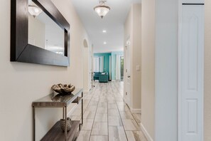 Interior - Water Park Access, Theater, 10 Mins to Disney, Ping Pong Table, Wifi: Sunshine Villa (Davenport)