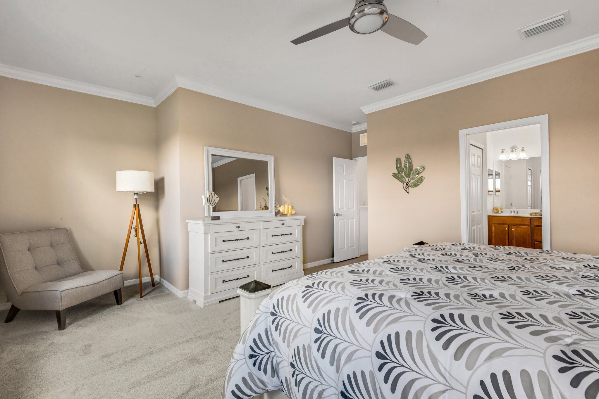 Newer 2022 Immaculate 4/2.5 Townhome Lake View in Resort Style Community