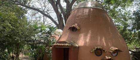 Romantic Cottage | 1 bedroom, individually furnished, free WiFi