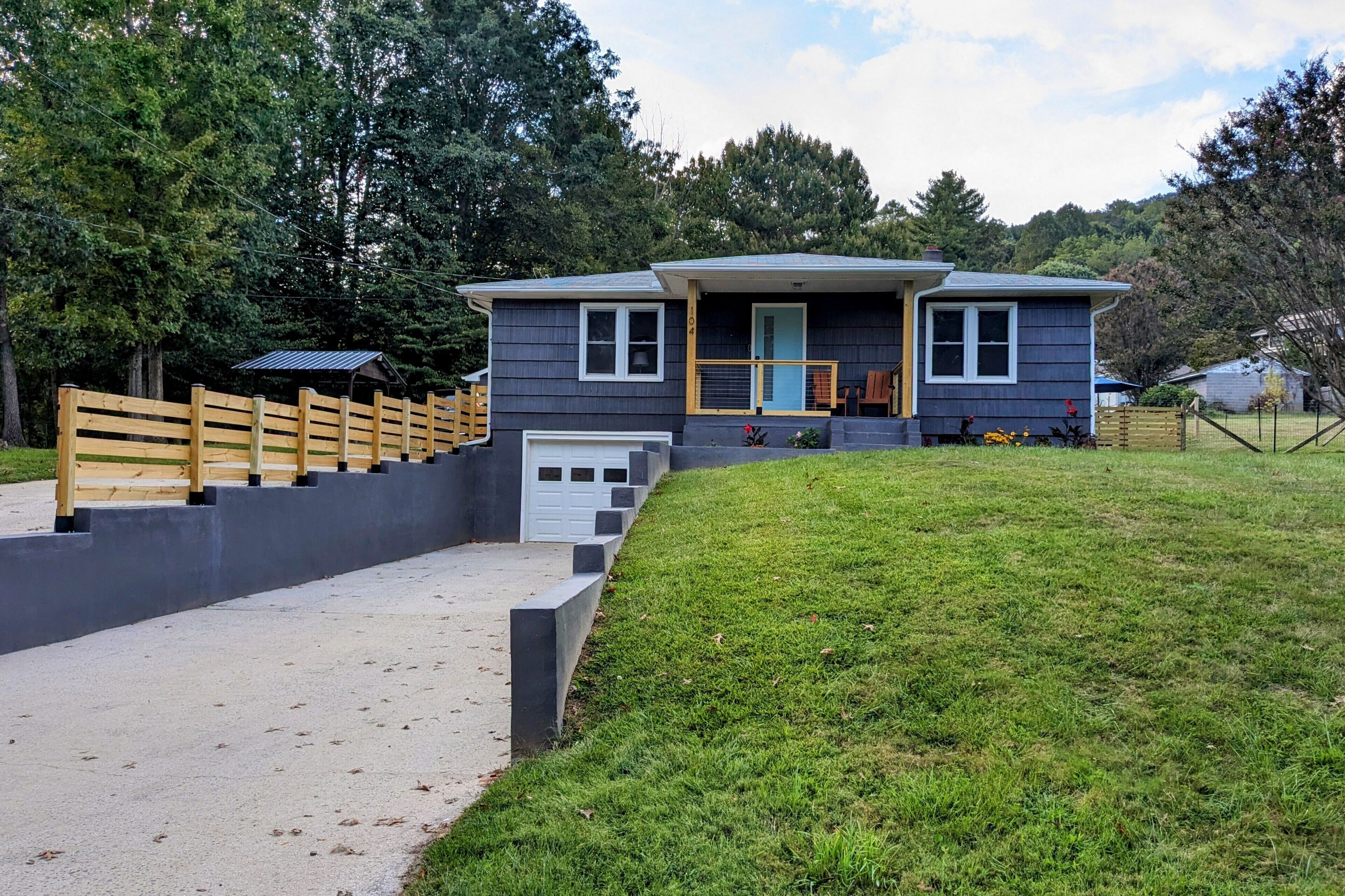 Grovemont Retro Retreat A Pet-friendly AVL home with a fenced yard and fire pit