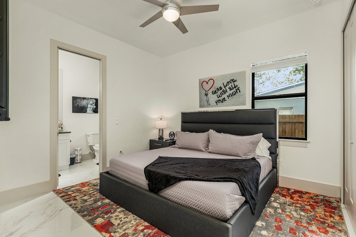 Photo 9 of Naples Vibes! Close to the 🏖️! Heated Pool&Spa, Lanai, Grill! Two Kings! Arcade!