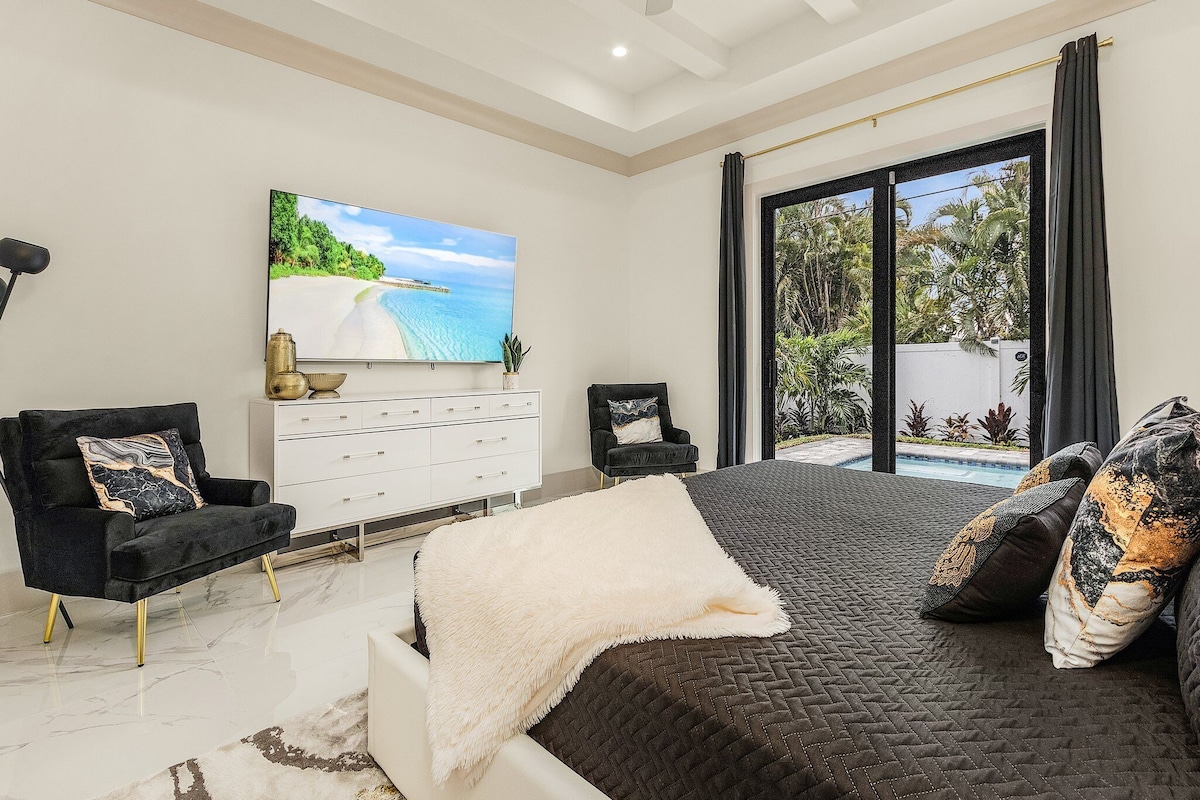 Photo 27 of Naples Vibes! Close to the 🏖️! Heated Pool&Spa, Lanai, Grill! Two Kings! Arcade!