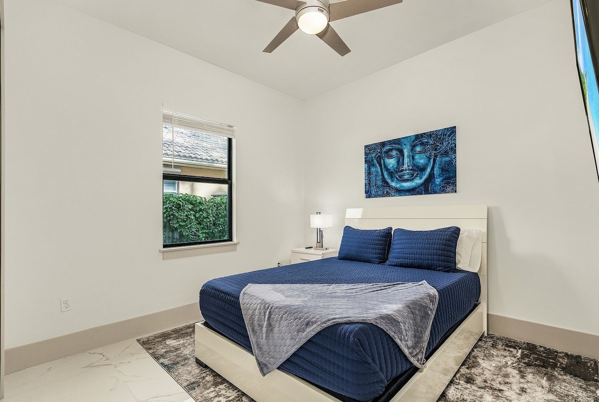 Photo 11 of Naples Vibes! Close to the 🏖️! Heated Pool&Spa, Lanai, Grill! Two Kings! Arcade!