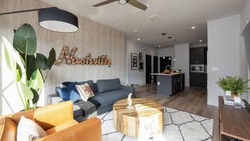 Smart TV, offices