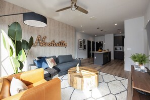 Smart TV, offices