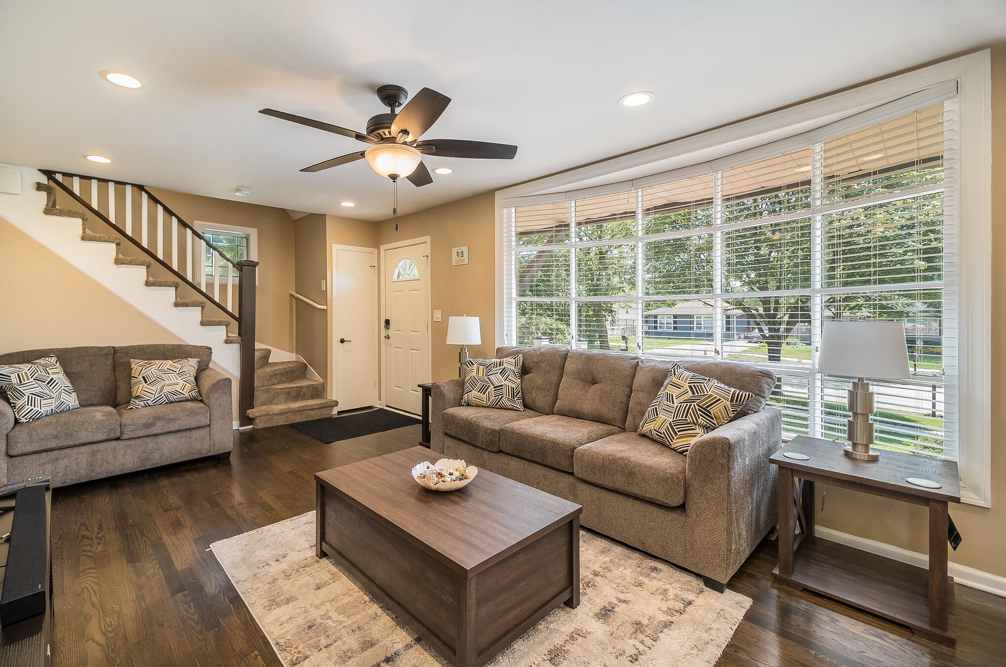 Lombard Rental