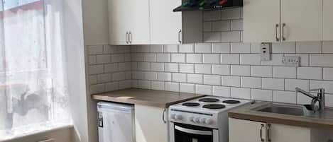 Kühlschrank, Ofen, Herdplatte