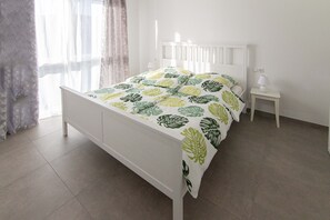 2 bedrooms, iron/ironing board, free WiFi, bed sheets - Apartment 'Orscholz' with Balcony and Wi-Fi (Mettlach-Orscholz)