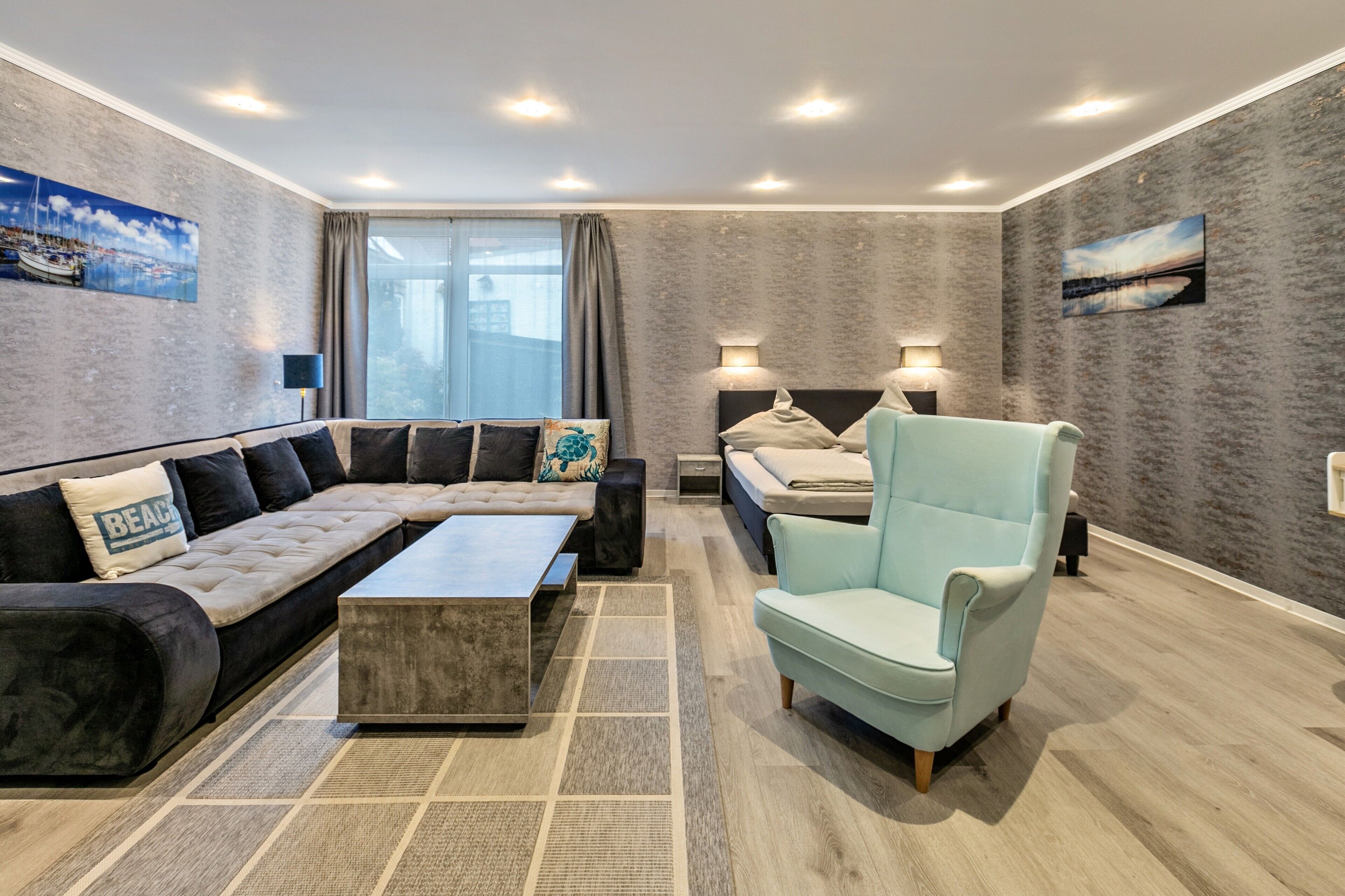 Fernseher, Stereoanlage