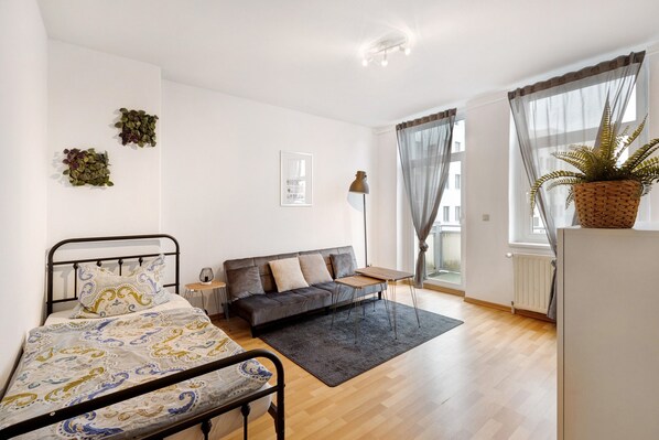 1 bedroom, free WiFi, bed sheets