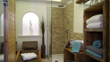 Bathtub, hair dryer, towels