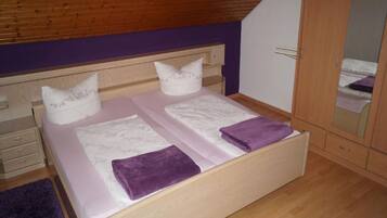 2 bedrooms, free WiFi, bed sheets