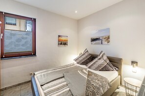 1 sovrum, strykjärn/strykbräda, gratis wi-fi och sängkläder