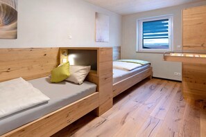 2 bedrooms, iron/ironing board, free WiFi, bed sheets - Family Apartment with Balcony, Barbecue Hut, and Infrared Cabin (Donaueschingen)