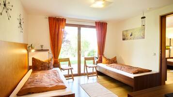 6 habitaciones, tabla de planchar con plancha y wifi gratis