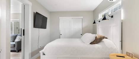 1 bedroom, free WiFi, bed sheets