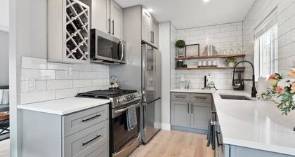 Petite Perfection, Bungalow in the heart of Puyallup.